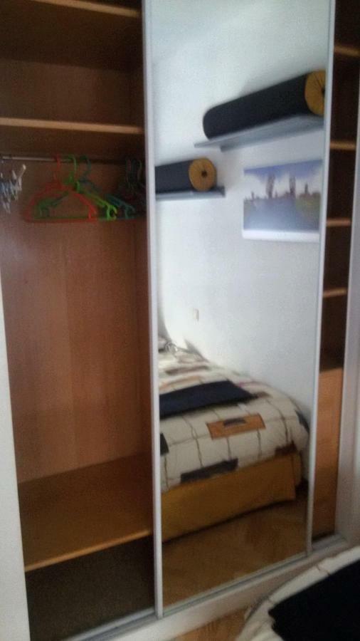 Modern B&B Somosaguas Buitenkant foto