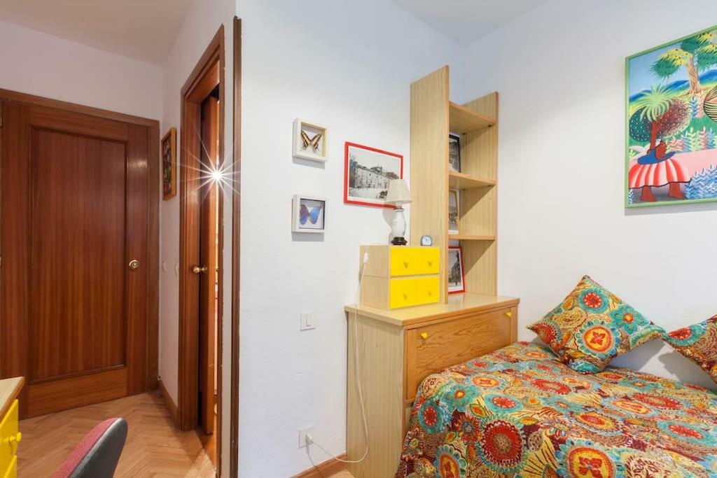 Modern B&B Somosaguas Buitenkant foto
